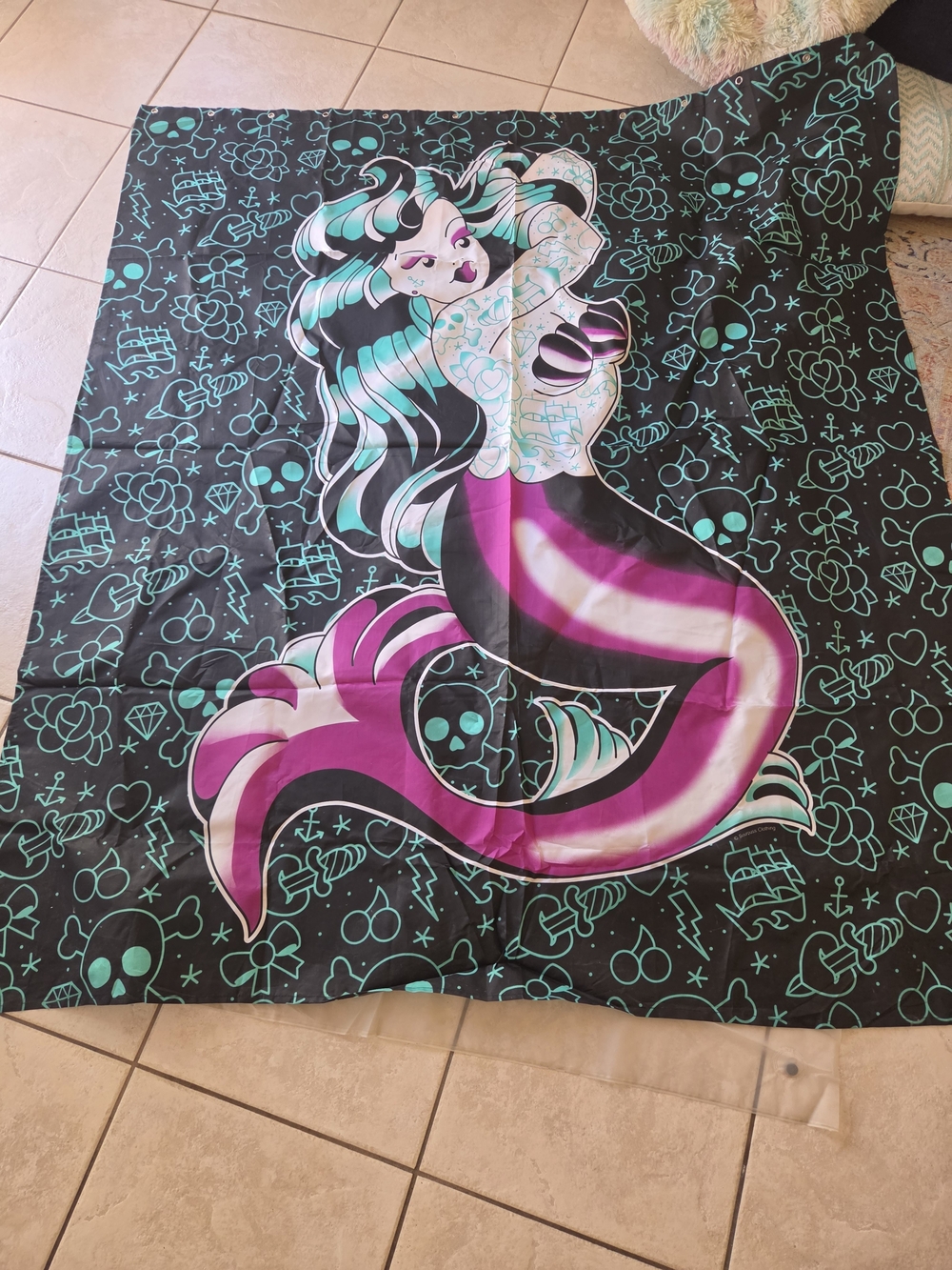 Mermaid Graphic Beach Towel - Black, Teal & Pink